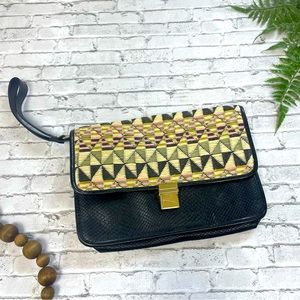Shiraleah Amanda Geometric Print Embroidered Clutch Handbag Wristlet Black Beige